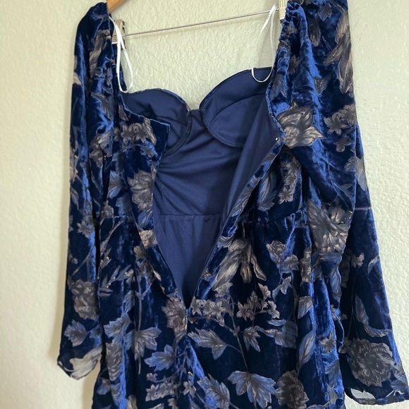 Simply Decadent Navy Floral Velvet Burnout Bustier Mini Dress - Picture 7 of 9
